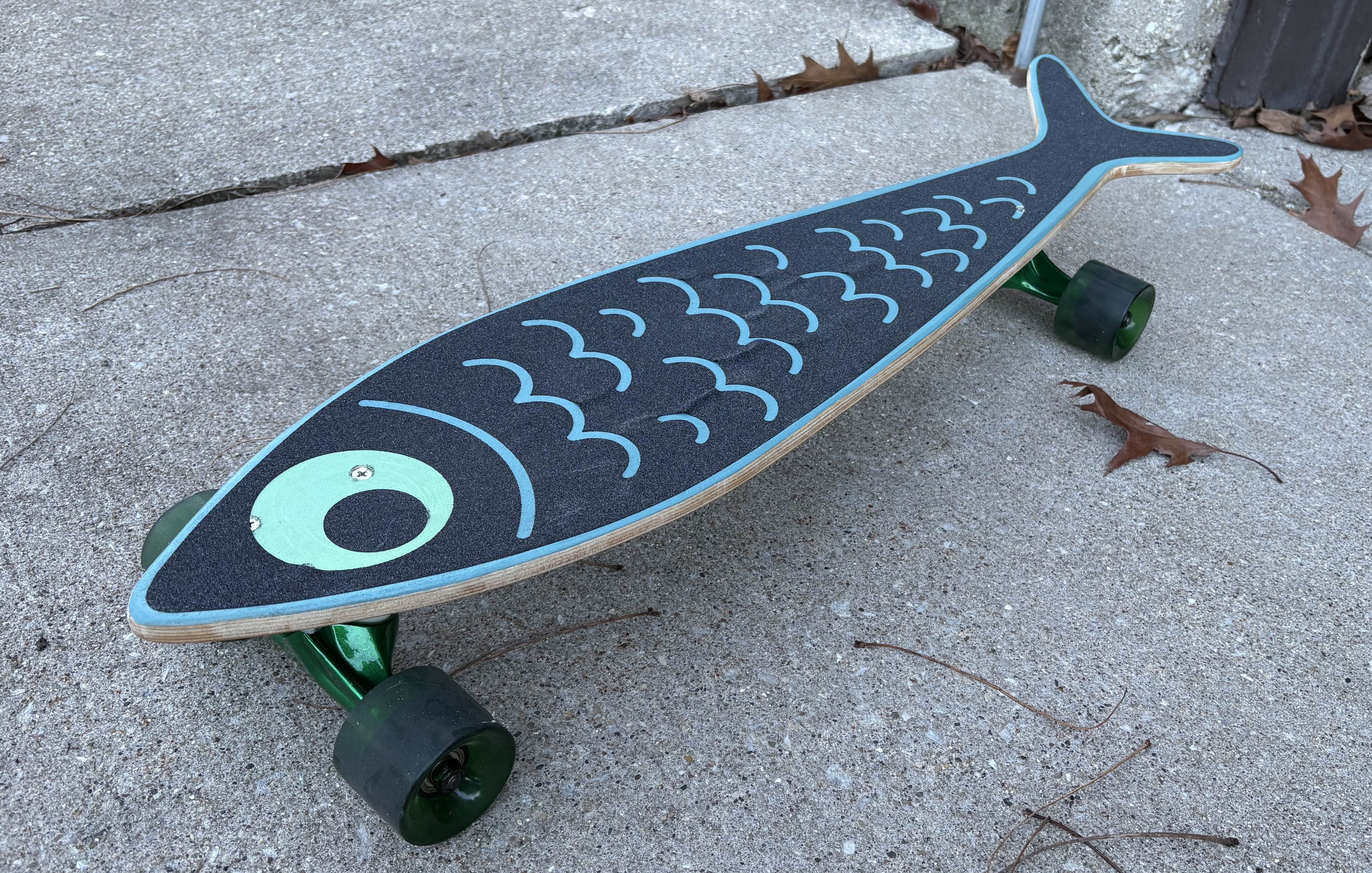 Fish skateboard