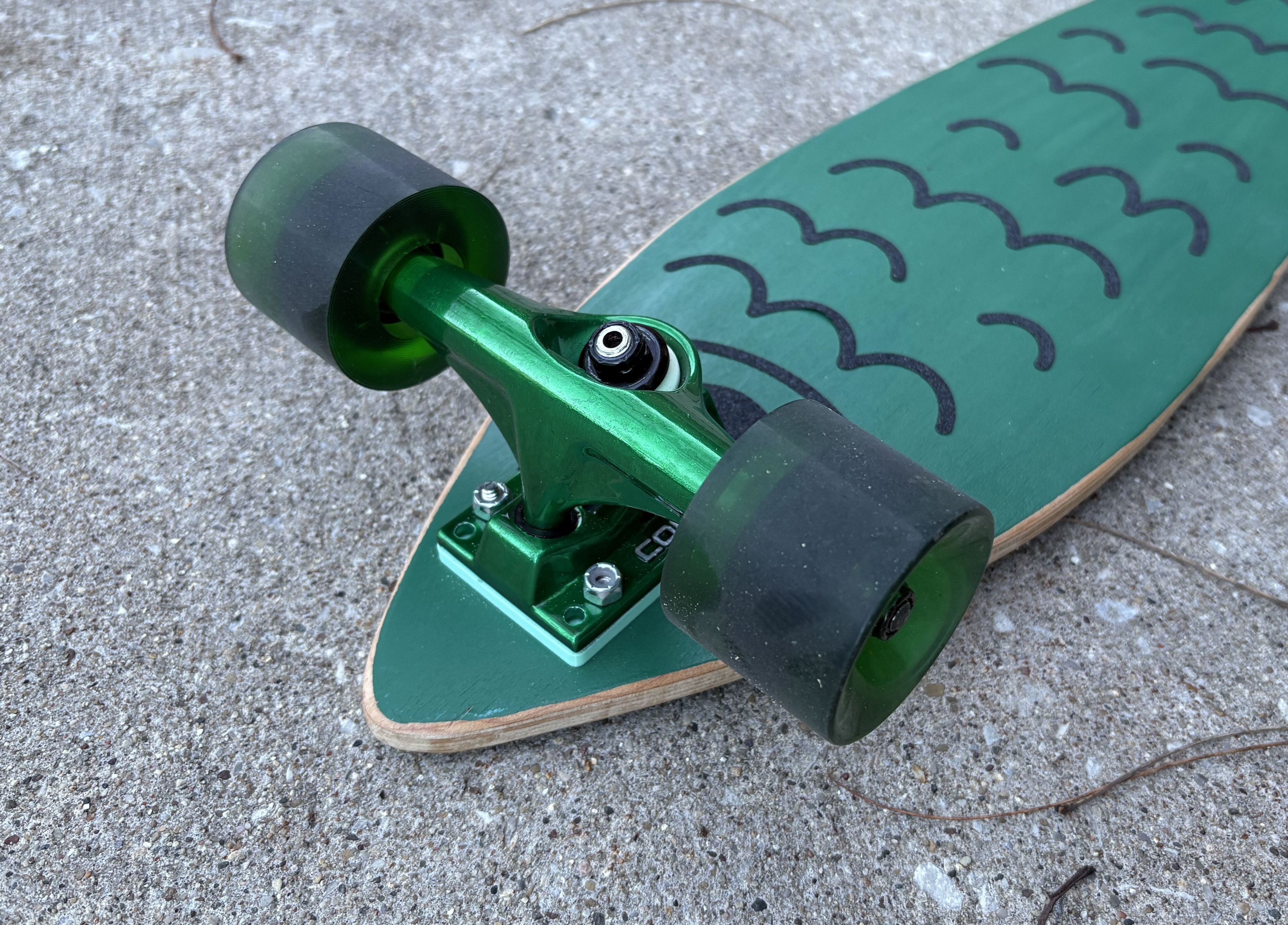 Skateboard trucks